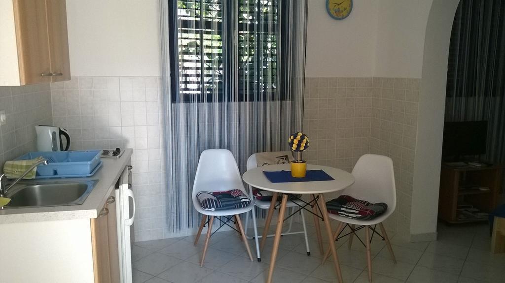 Apartments Tanja & Boris バスカ 部屋 写真