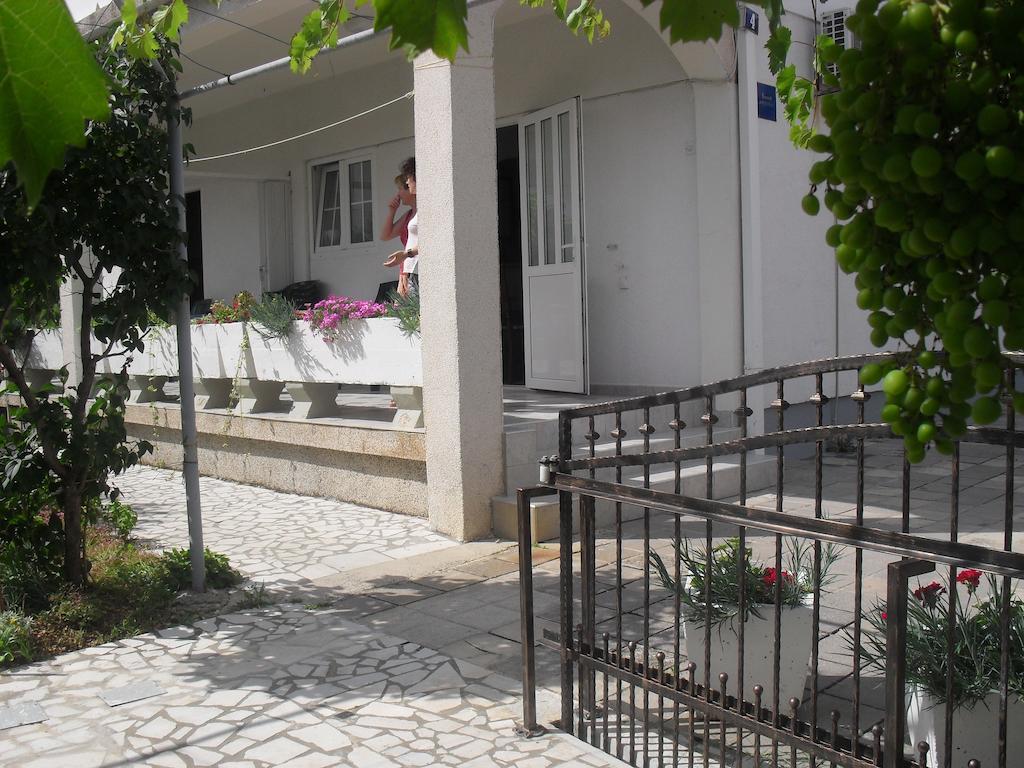 Apartments Tanja & Boris バスカ 部屋 写真